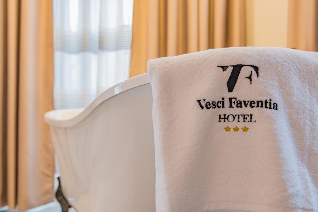 Hotel Vesci Faventia Huétor-Tájar Exterior foto